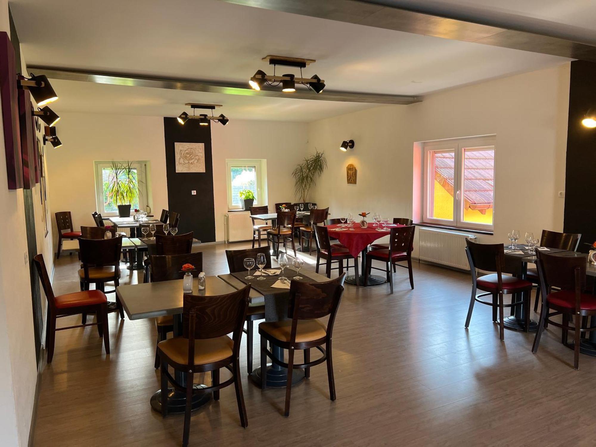 Auberge Restaurant La Roseraie Grandrupt Экстерьер фото